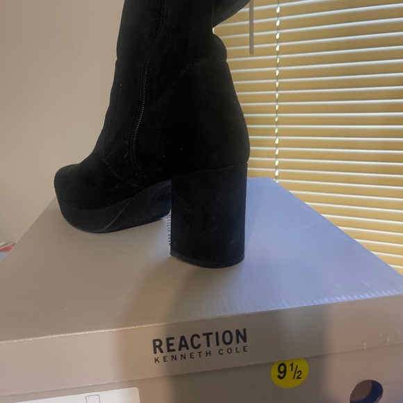 Black over ankle boot - Picture 4 of 4